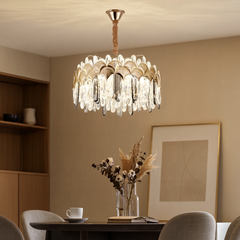 Candelabru LED rotund auriu Ø380 mm cu cristale verticale, deasupra mesei din dining, iluminare LED eficienta 144W, efect decorativ stralucitor