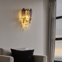 Aplica 20564/2WFGD aurie cu design clasic si 2 E27, perfecta pentru living modern sau clasic cu lumina decorativa calda.