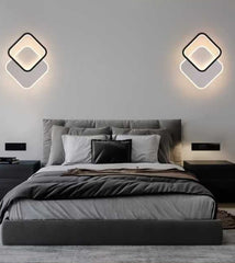 Aplica LED LUBAN Duo Ring 24W, design cu inele duble albe, montata in dormitor modern pentru lumina reglabila 3000–6500K