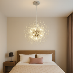 Candelabru LED modern argintiu, 12 surse, Ø550 mm, lumina uniforma potrivita pentru dormitor elegant si spatios.