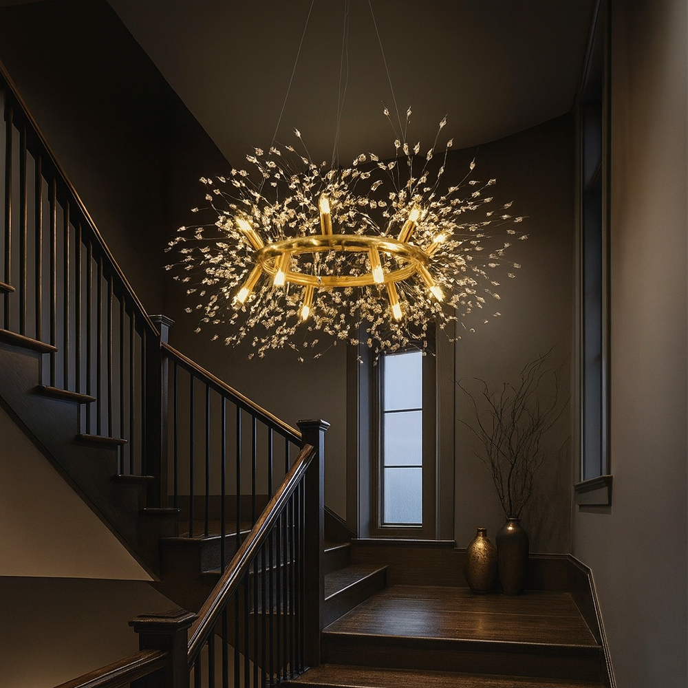 Candelabru LED auriu Ø600 mm, design floral cu 9 surse, ideal pentru casa scarii inalte si interioare premium.