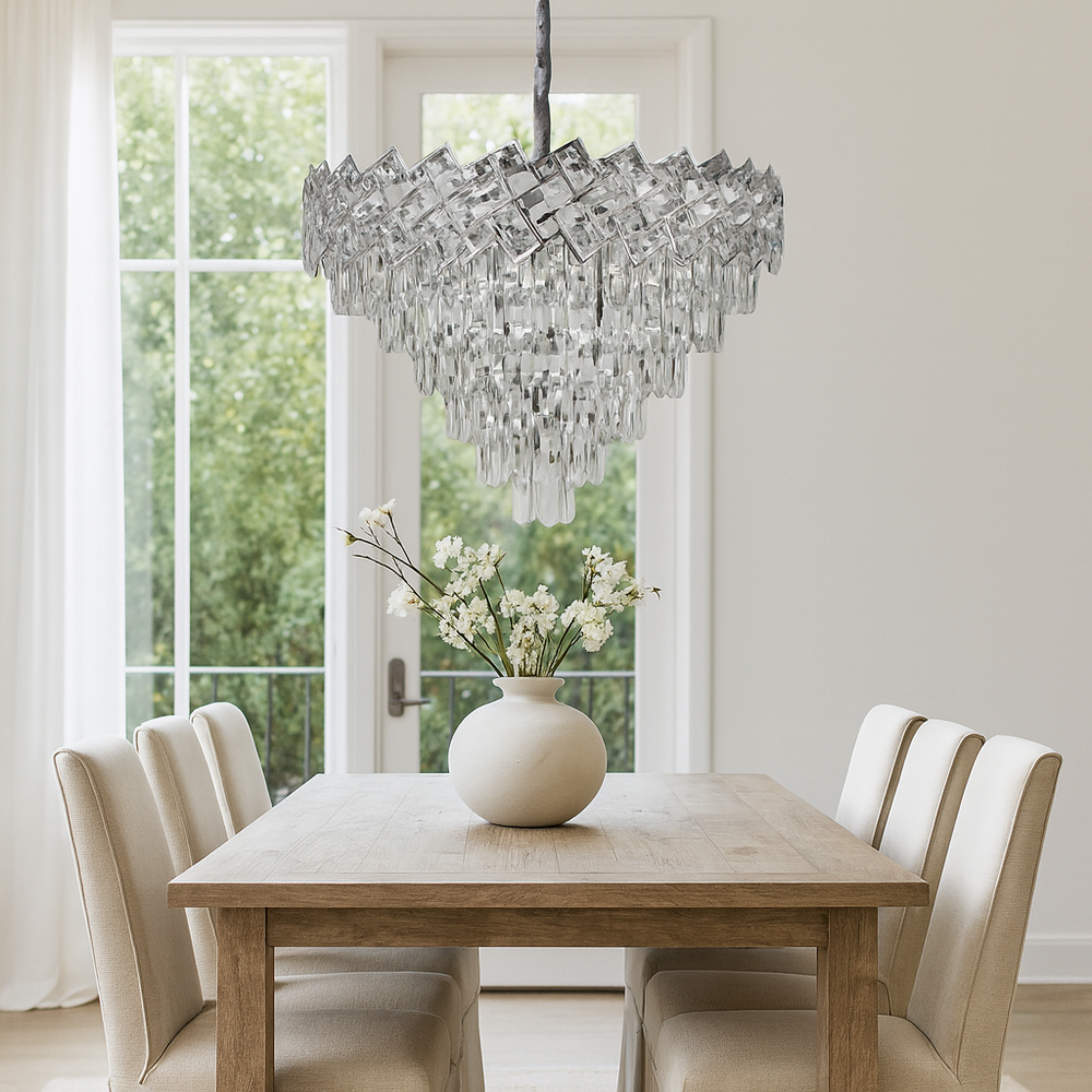Candelabru rotund din cristal Ø600 mm, suspendat deasupra mesei dreptunghiulare din dining premium