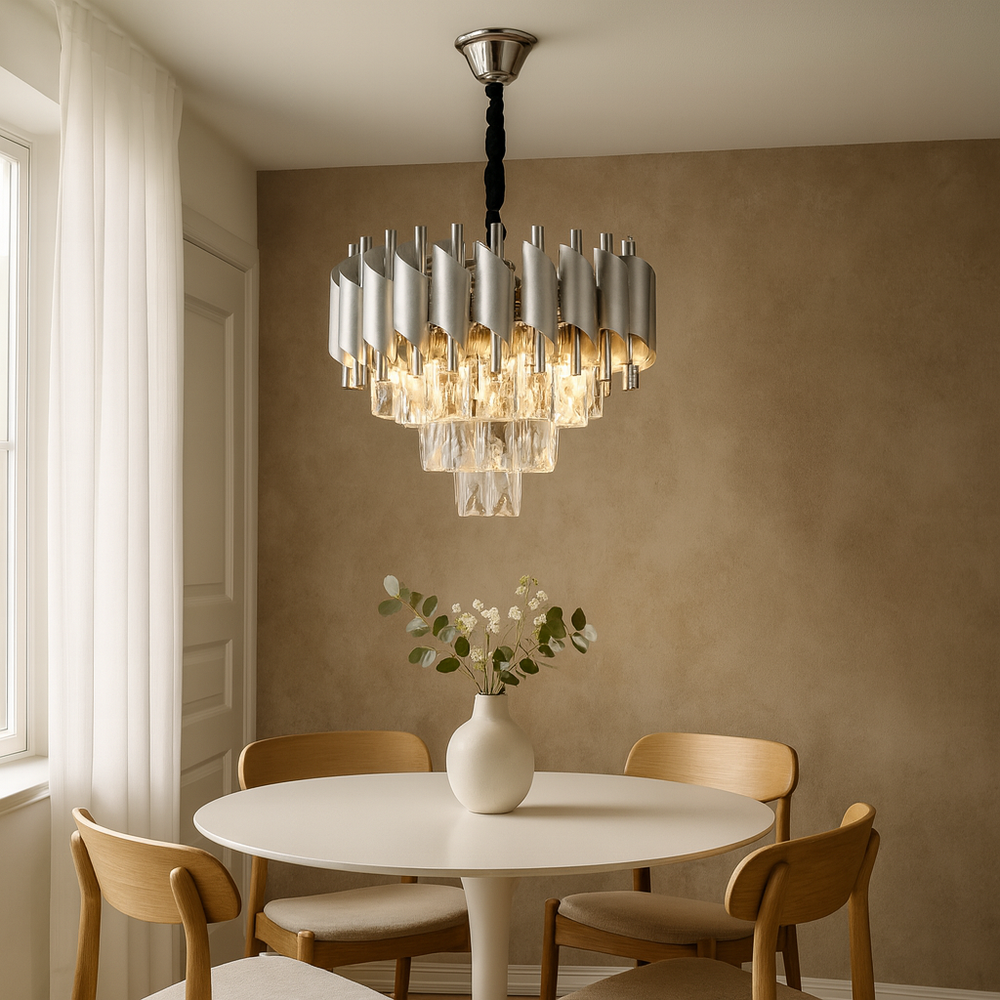 Candelabru rotund argintiu cu cristale 9001-300 SY ilumineaza zona de dining, aducand stralucire si eleganta spatiului.