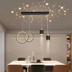 Pendul LED 9840/5BK+EPGD cu design linear negru si accente aurii, lumina reglabila 3000–6500K, ideal pentru dining modern si elegant.