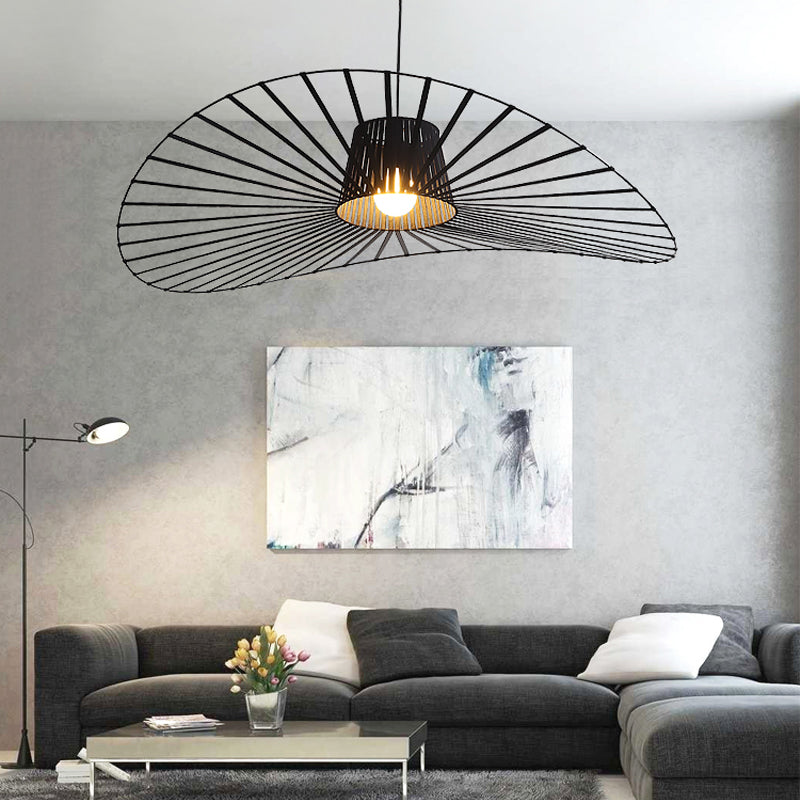 Pendul JD-600 rustic-industrial cu forma rotunda Ø600 mm si soclu E27, ideal pentru livinguri moderne sau vintage cu accente calde si atmosferice.