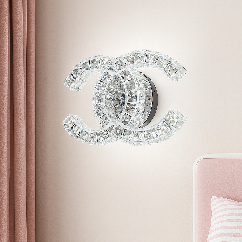 Aplica LED transparenta LUBAN Crystal Pro cu telecomanda, instalata in dormitor modern, iluminare reglabila pentru confort si atmosfera placuta