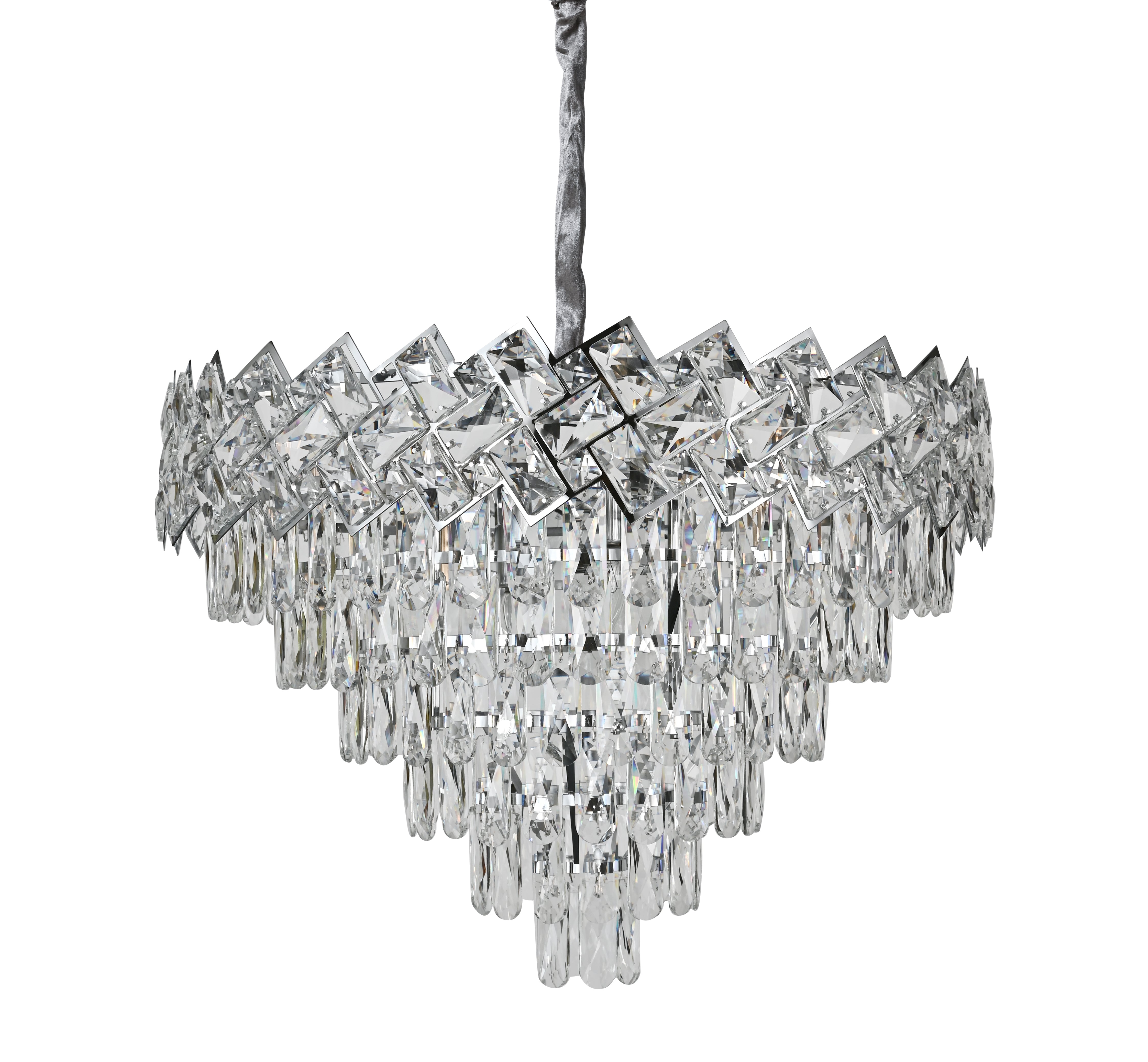 Candelabru rotund din cristal Ø600 mm, iluminare ampla si decor luxos intr-un dormitor spatios si elegant