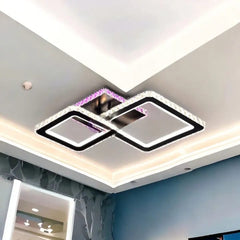 Lustra LED patrata 72W cu telecomanda montata pe tavan in living modern geometric